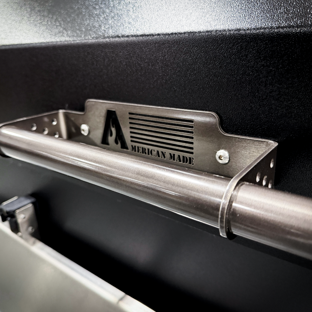 Grid Iron Pellet Grill and Smoker - Blackshirts Edition - M Grills