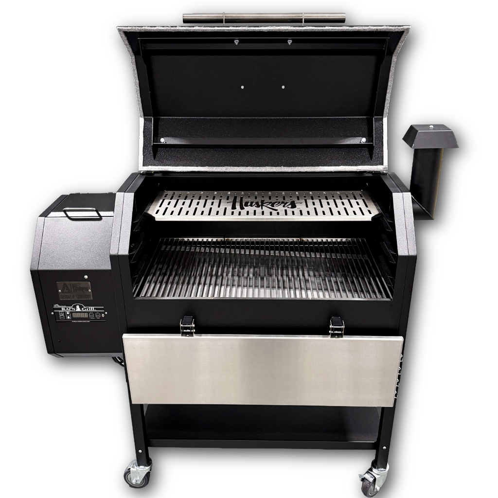 Grid Iron Pellet Grill and Smoker - Blackshirts Edition - M Grills